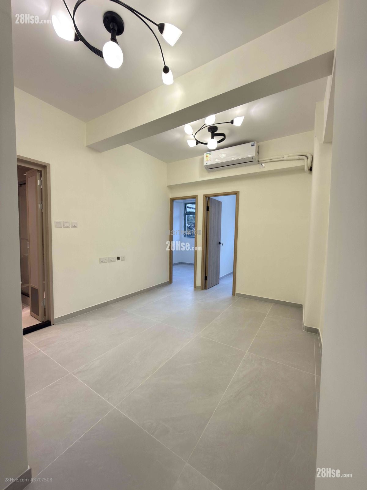 Kin Wong Mansion Rental 3 Bedrooms , 2 Bathrooms 518 ft²