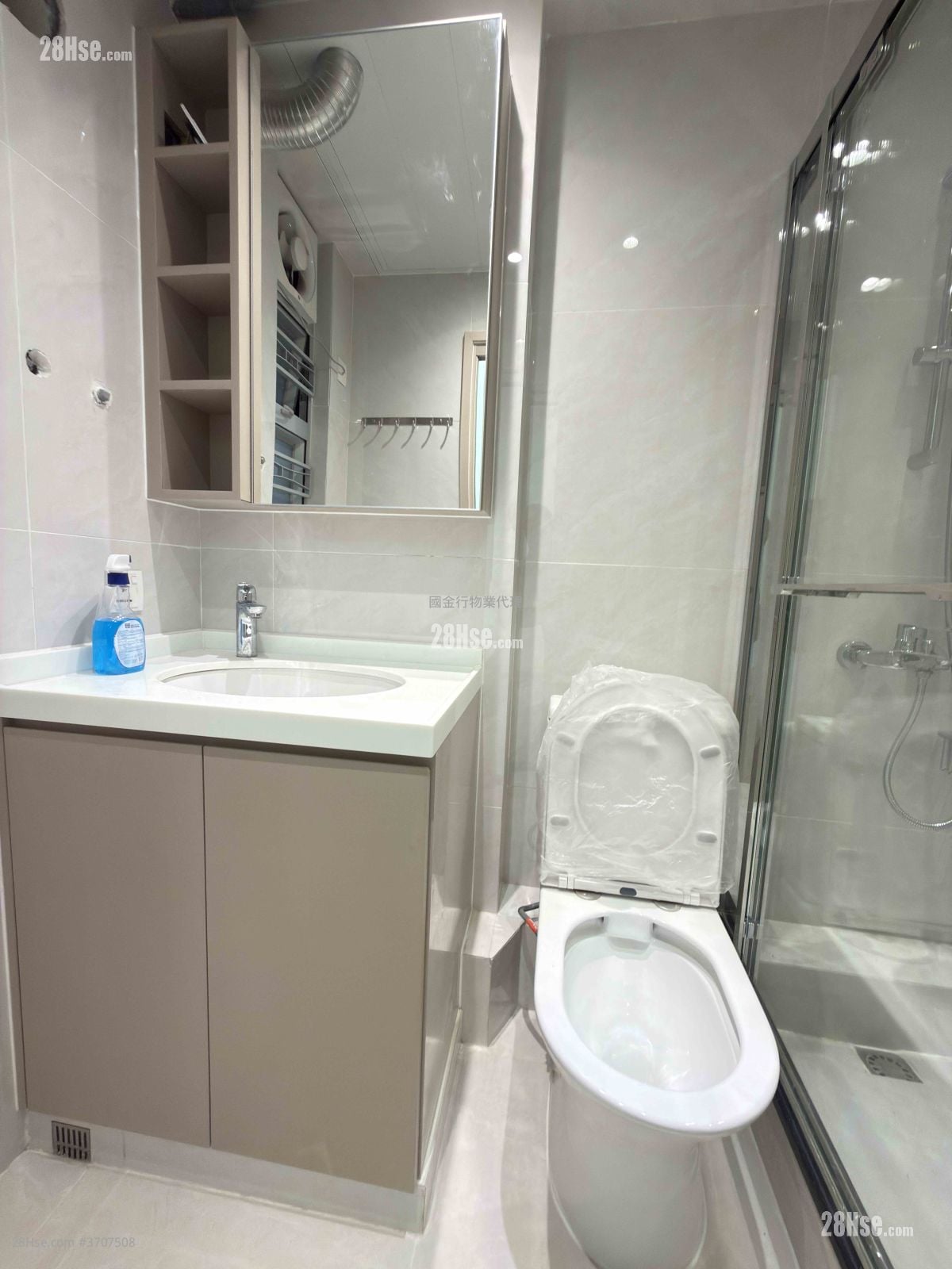 Kin Wong Mansion Rental 3 Bedrooms , 2 Bathrooms 518 ft²