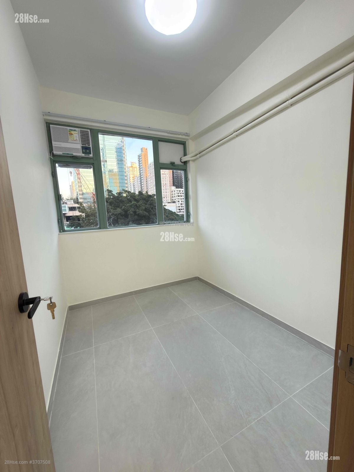 Kin Wong Mansion Rental 3 Bedrooms , 2 Bathrooms 518 ft²