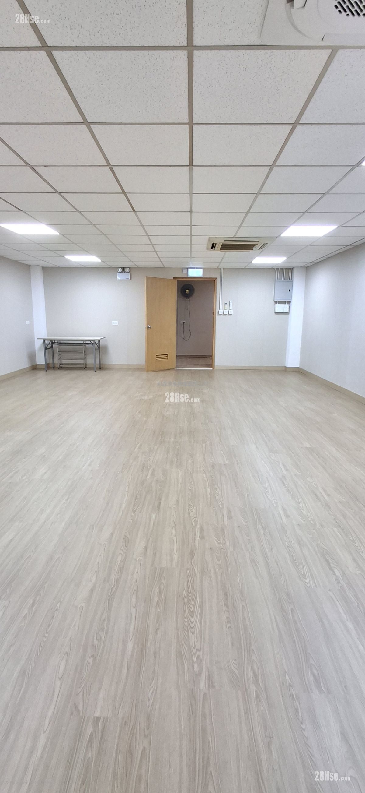 立安工业大厦 租盘 630 平方尺