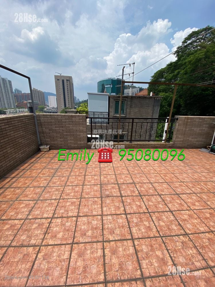 上禾輋村 售盘 3 房 , 2 浴室 700 平方尺