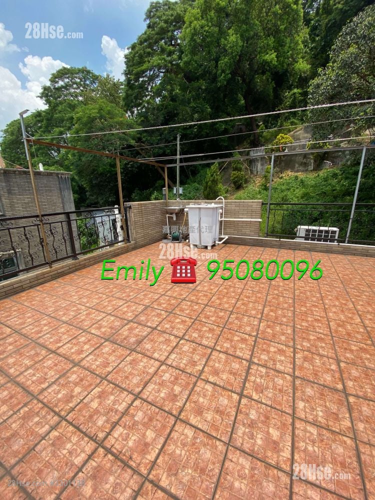 上禾輋村 售盘 3 房 , 2 浴室 700 平方尺