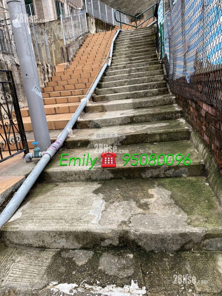 上禾輋村 售盘 3 房 , 2 浴室 700 平方尺