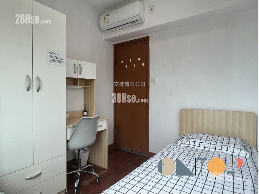 新寶城 租盤 3 房 , 1 浴室 300 平方呎