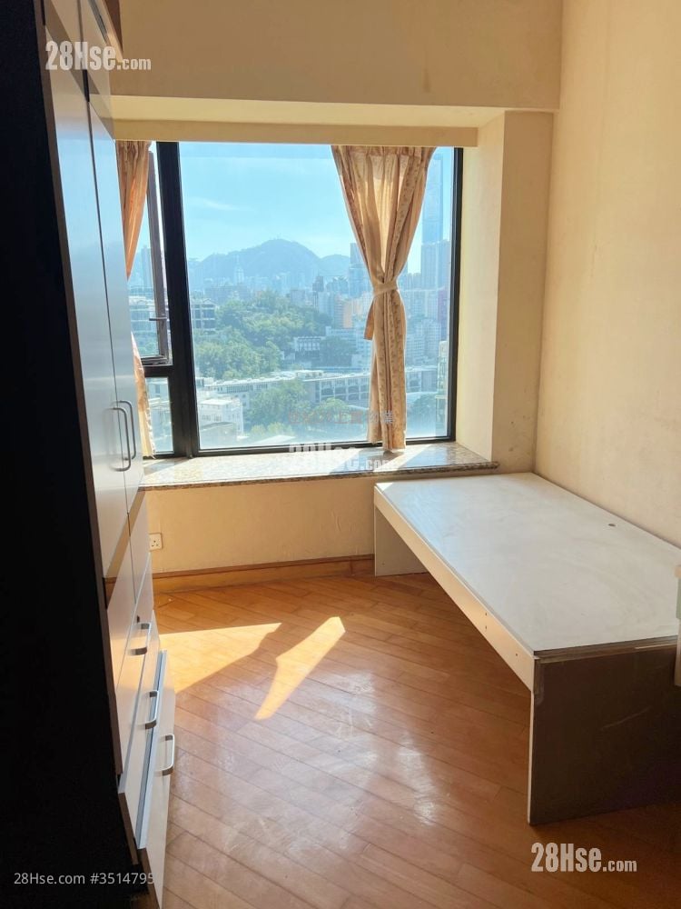No.1 Ho Man Tin Hill Sell 4 Bedrooms , 3 Bathrooms 1,481 ft²