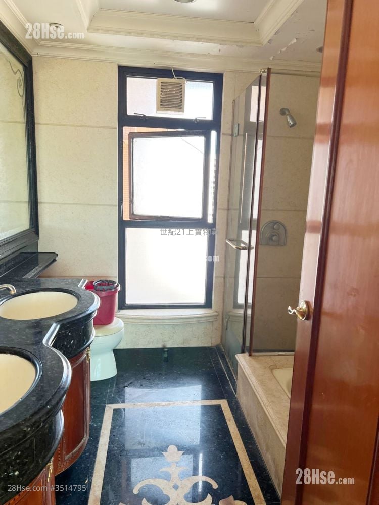 No.1 Ho Man Tin Hill Sell 4 Bedrooms , 3 Bathrooms 1,481 ft²