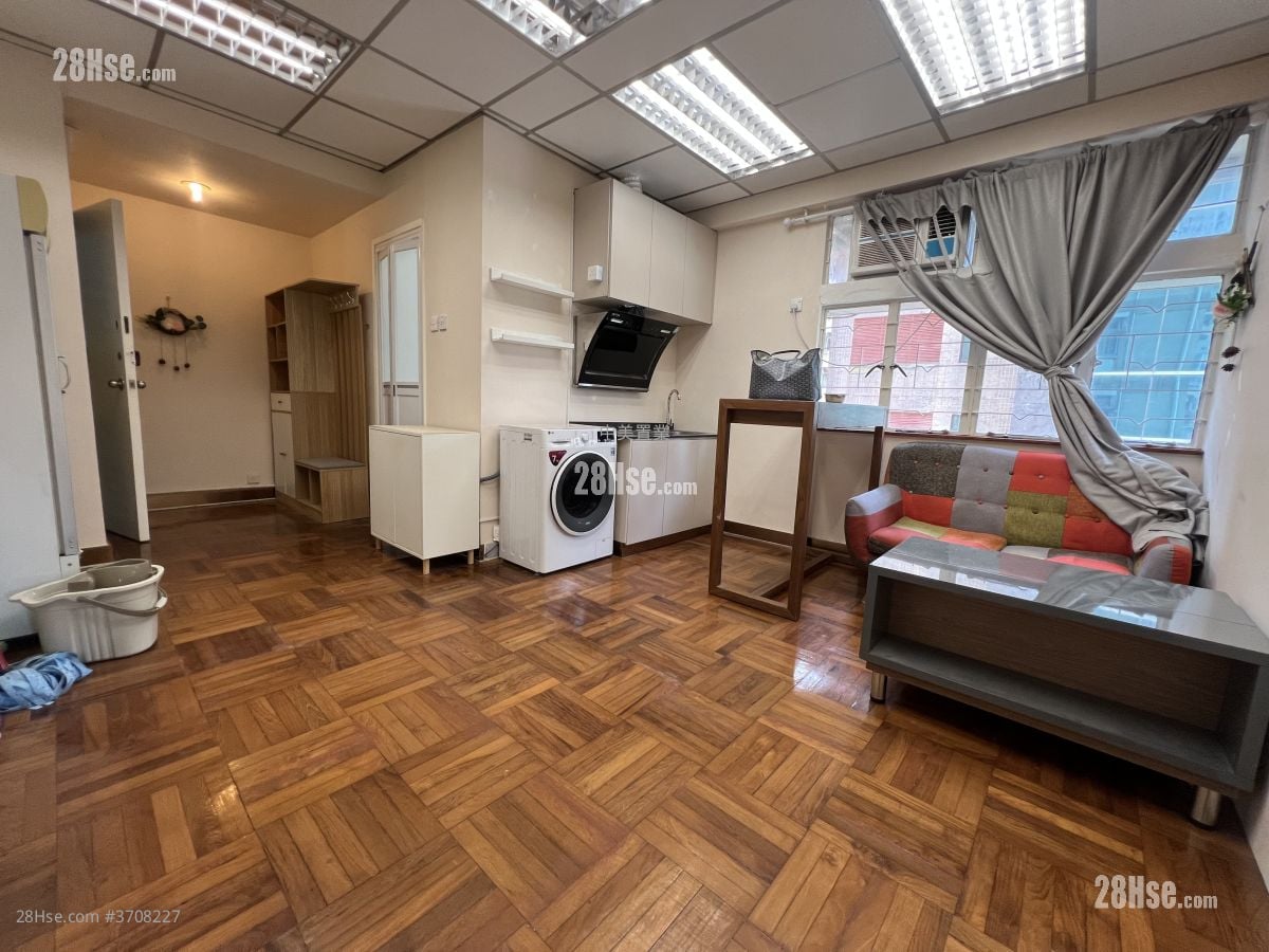 高威楼 租盘 1 房 , 1 浴室 350 平方尺