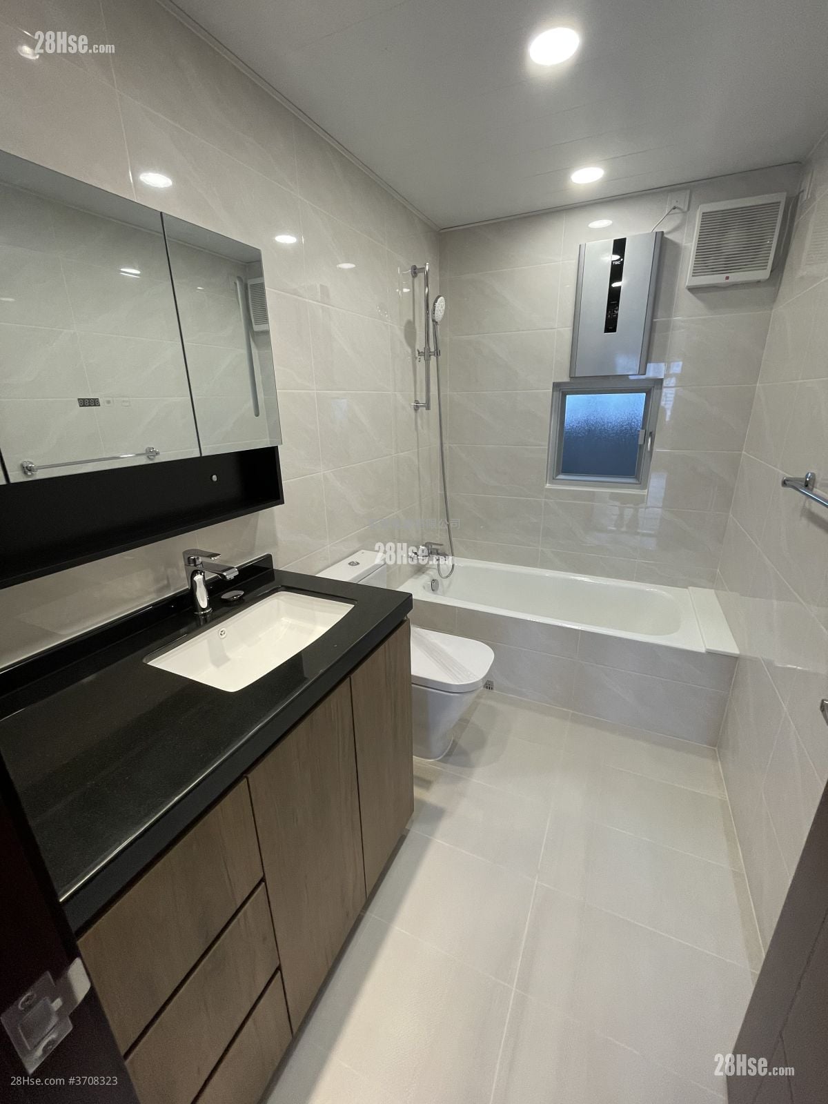 大夫第 租盤 3 房 , 2 浴室 1,514 平方呎