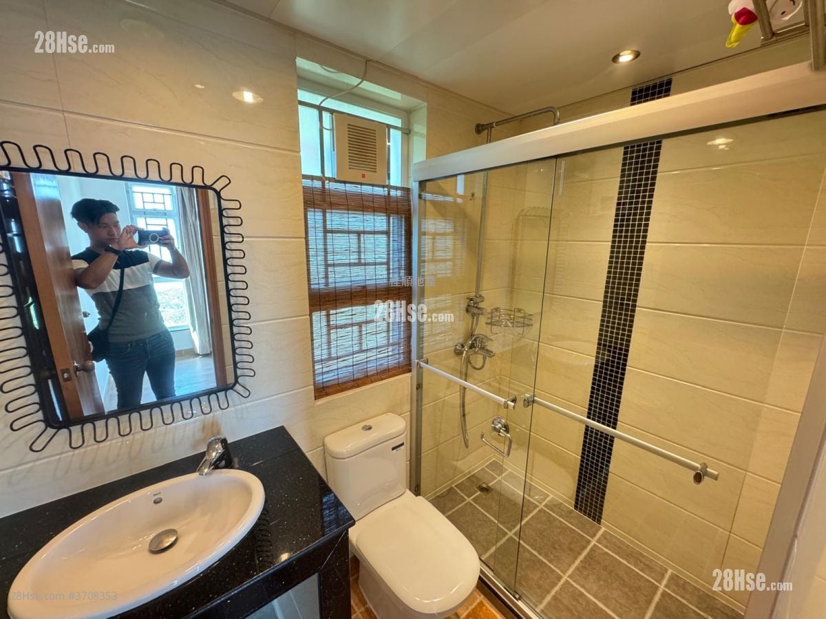 村屋 售盤 2 房 , 3 浴室