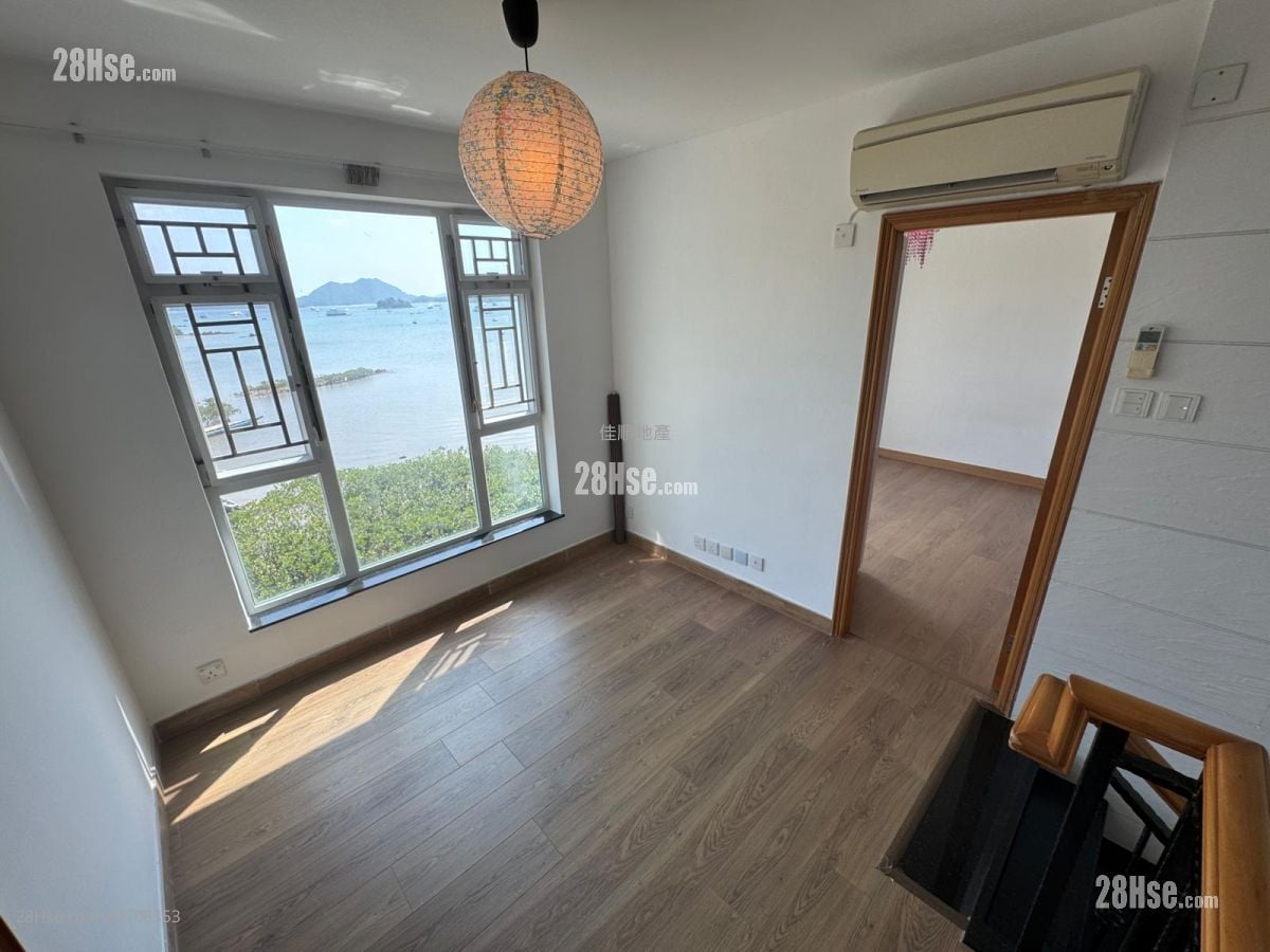 村屋 售盤 2 房 , 3 浴室