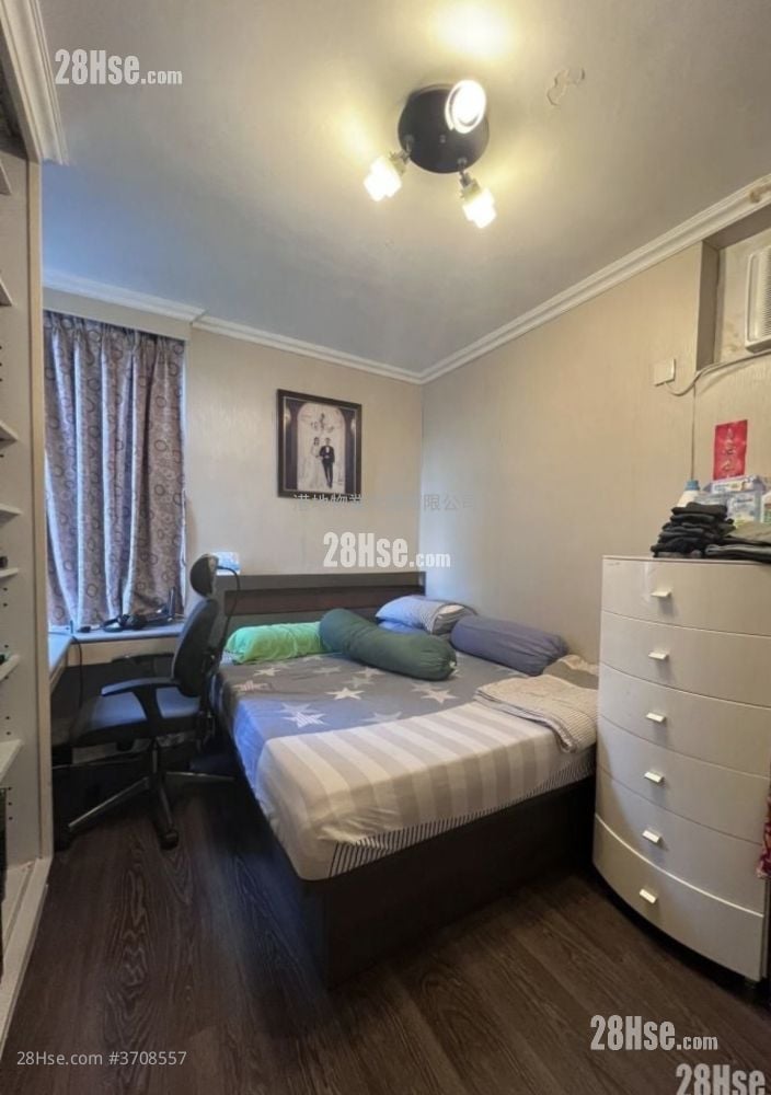 Harbour Heights Sell 3 Bedrooms , 1 Bathroom 760 ft²