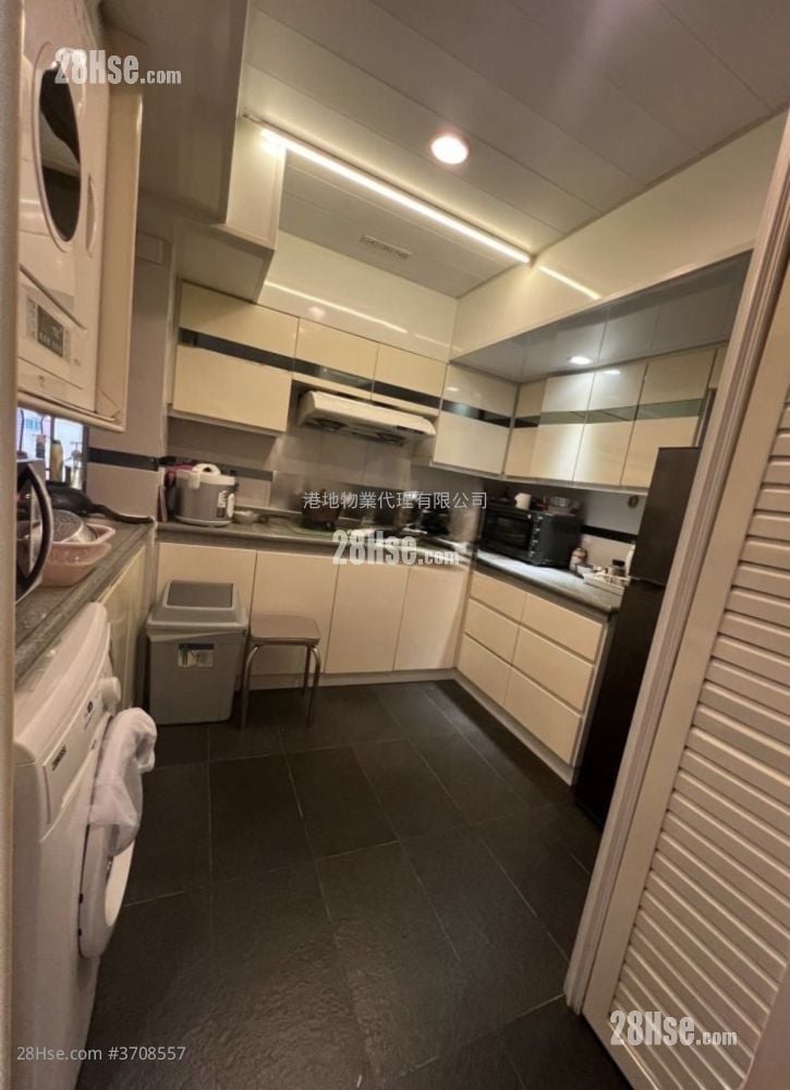 Harbour Heights Sell 3 Bedrooms , 1 Bathroom 760 ft²