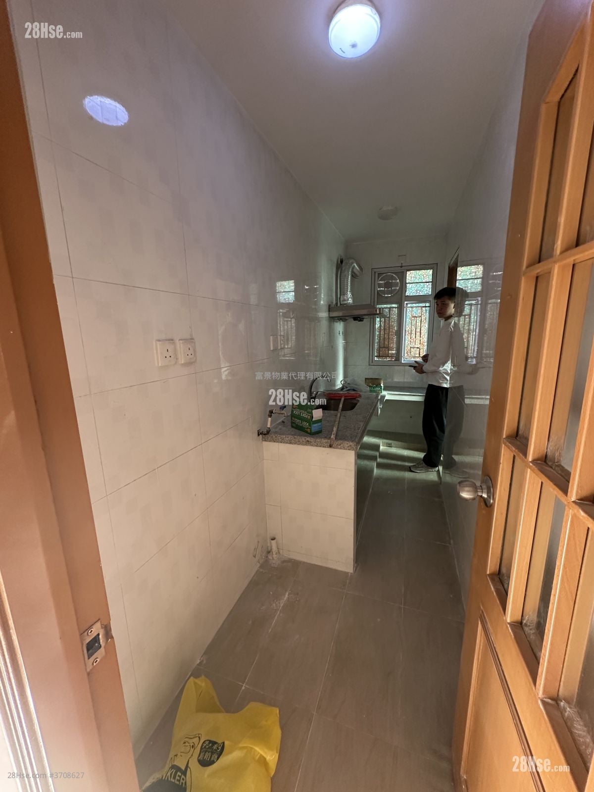 紫田村 租盘 1 房 , 1 浴室 350 平方尺