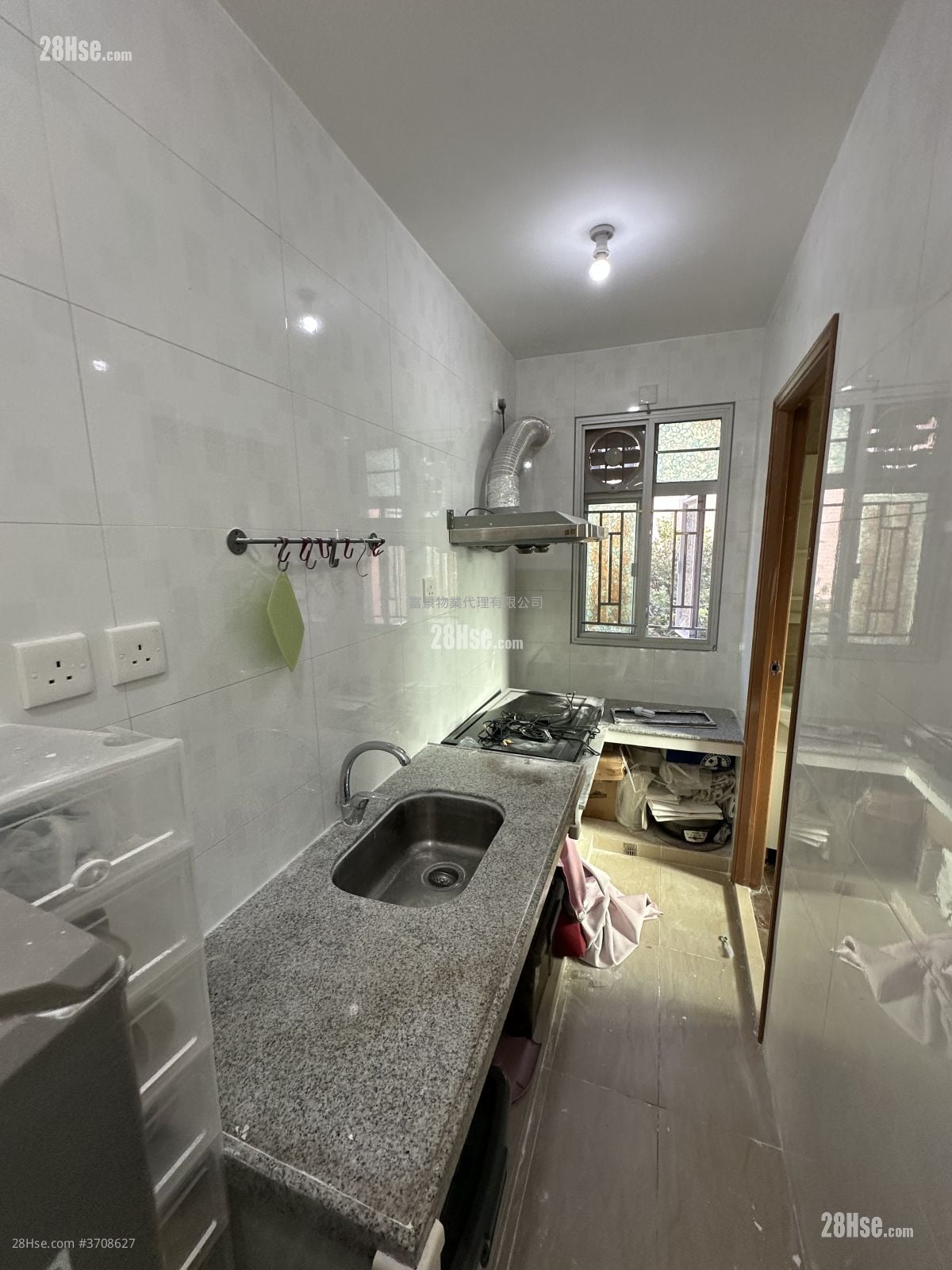 紫田村 租盘 1 房 , 1 浴室 350 平方尺