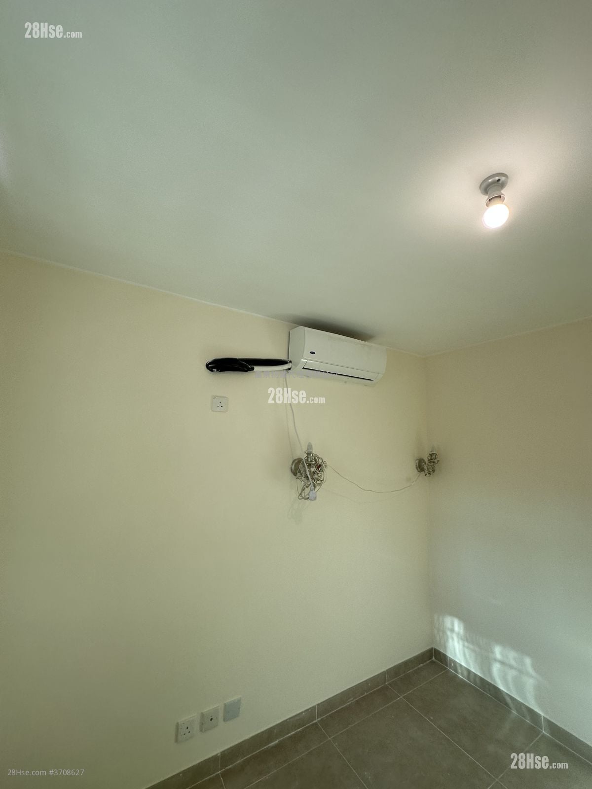 紫田村 租盘 1 房 , 1 浴室 350 平方尺