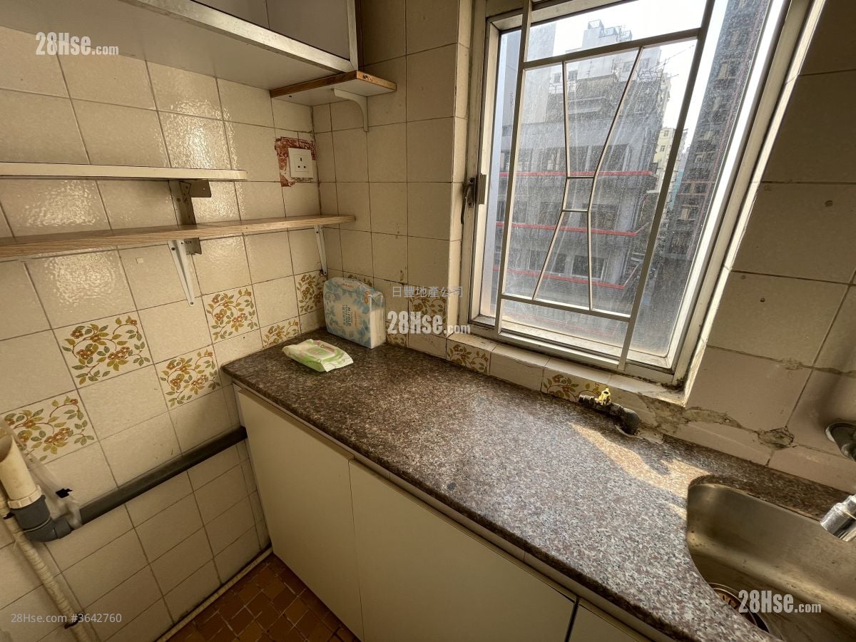 威信大厦 租盘 2 房 , 1 浴室 283 平方尺