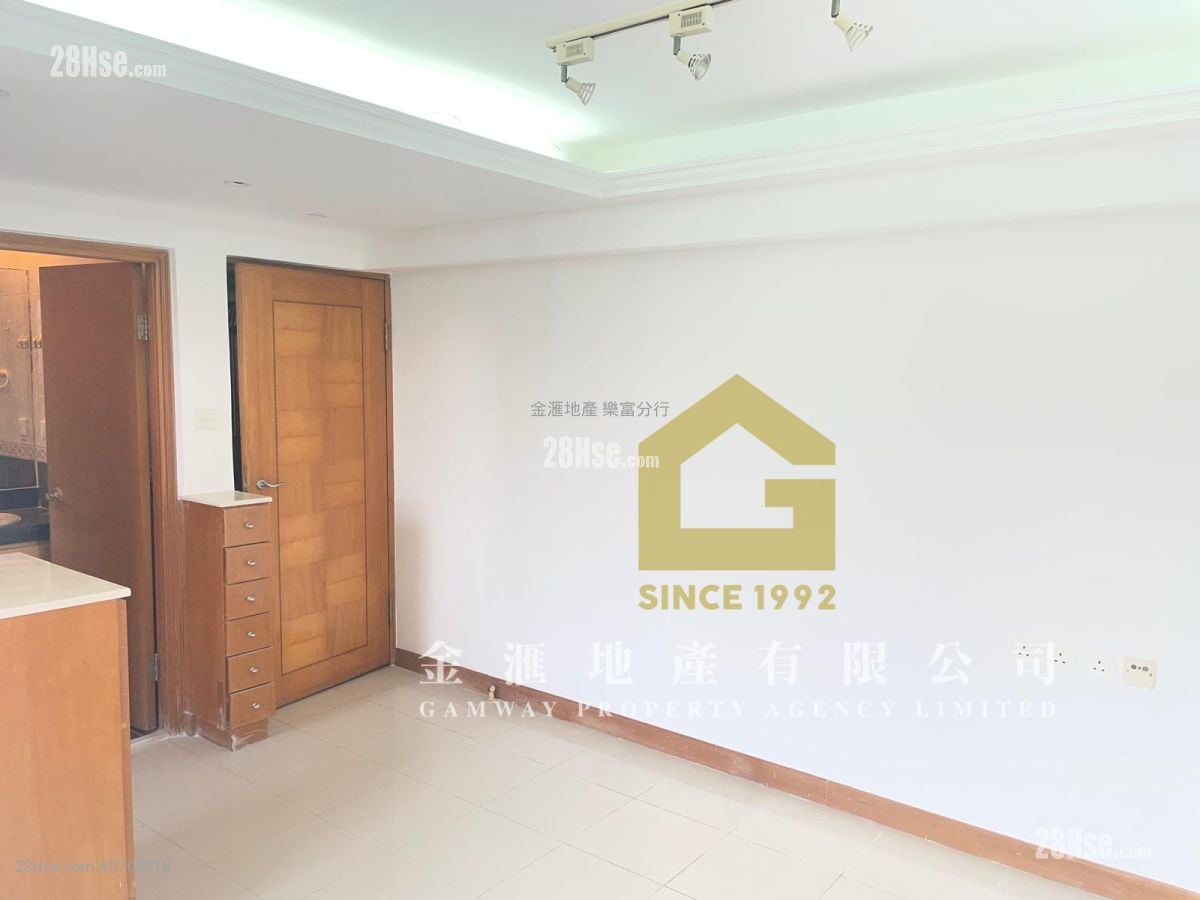 天马苑 售盘 415 平方尺