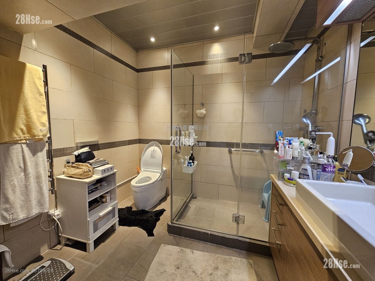 Golden Cove Lookout Sell 3 Bedrooms , 2 Bathrooms 1,762 ft²