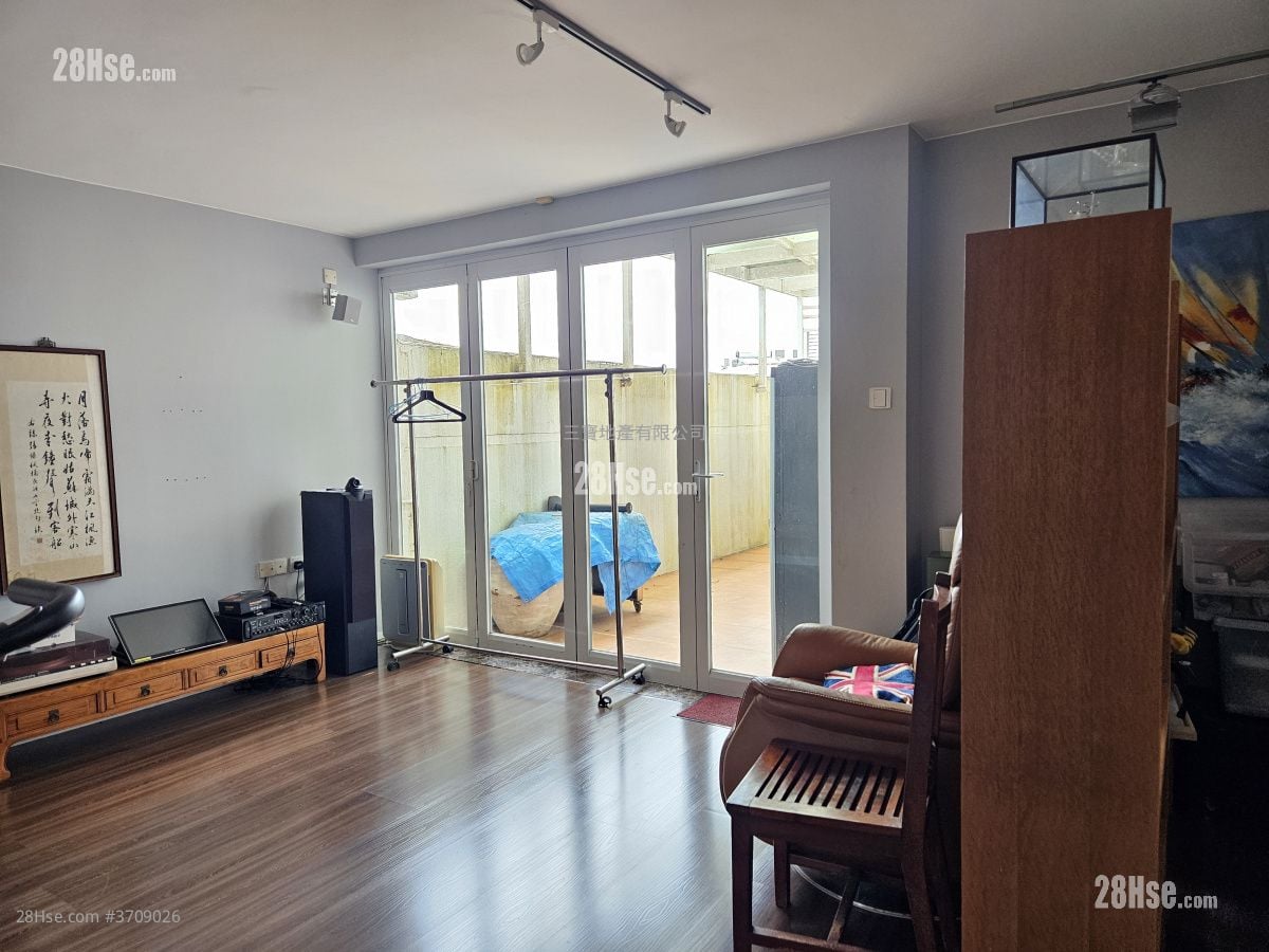 Golden Cove Lookout Sell 3 Bedrooms , 2 Bathrooms 1,762 ft²