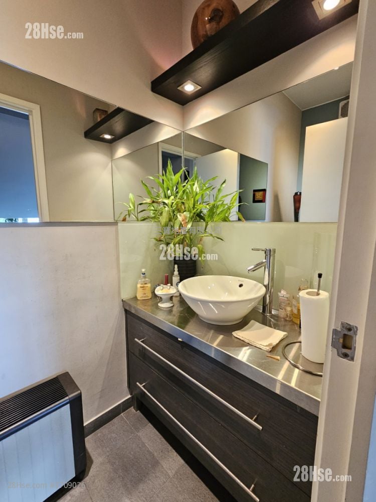 Golden Cove Lookout Sell 3 Bedrooms , 2 Bathrooms 1,762 ft²