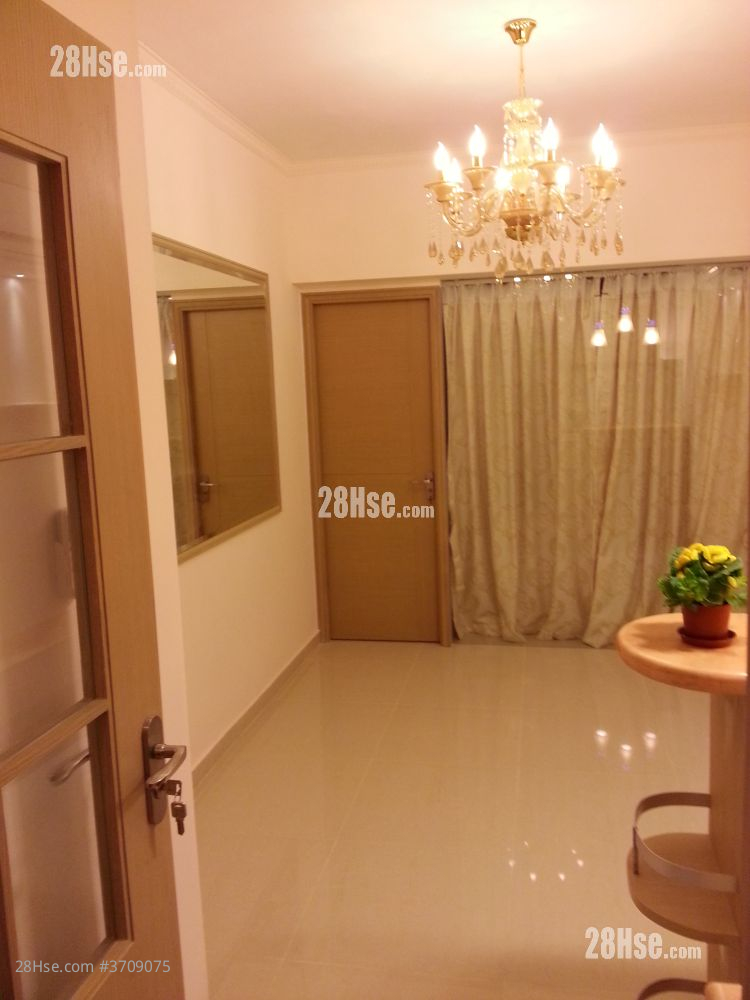 歌頓大廈 售盤 3 房 , 2 浴室 600 平方呎