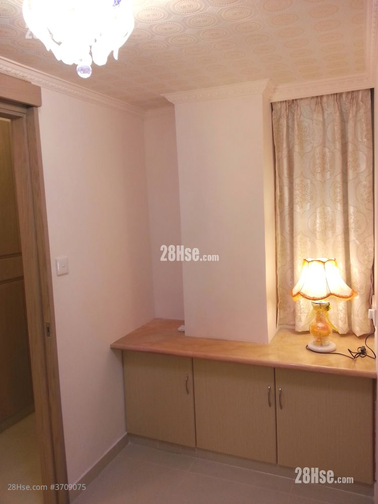 歌頓大廈 售盤 3 房 , 2 浴室 600 平方呎