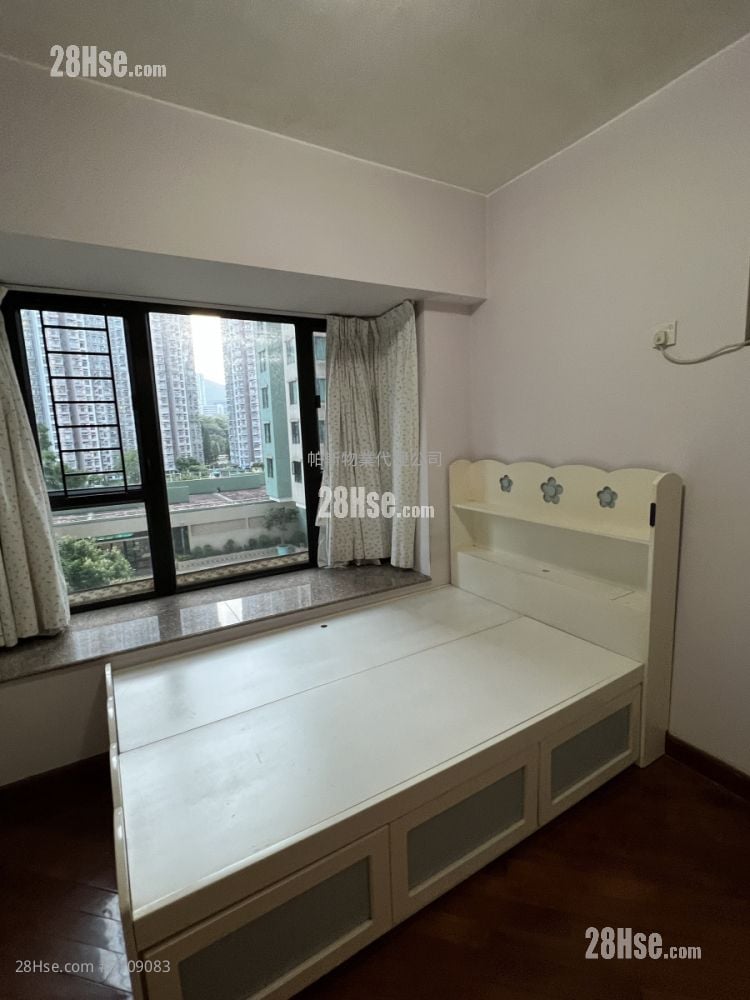 海欣花园 售盘 2 房 , 1 浴室 511 平方尺