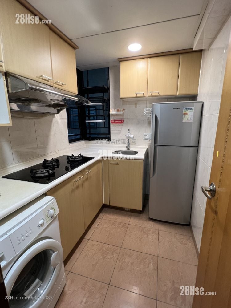 海欣花园 售盘 2 房 , 1 浴室 511 平方尺