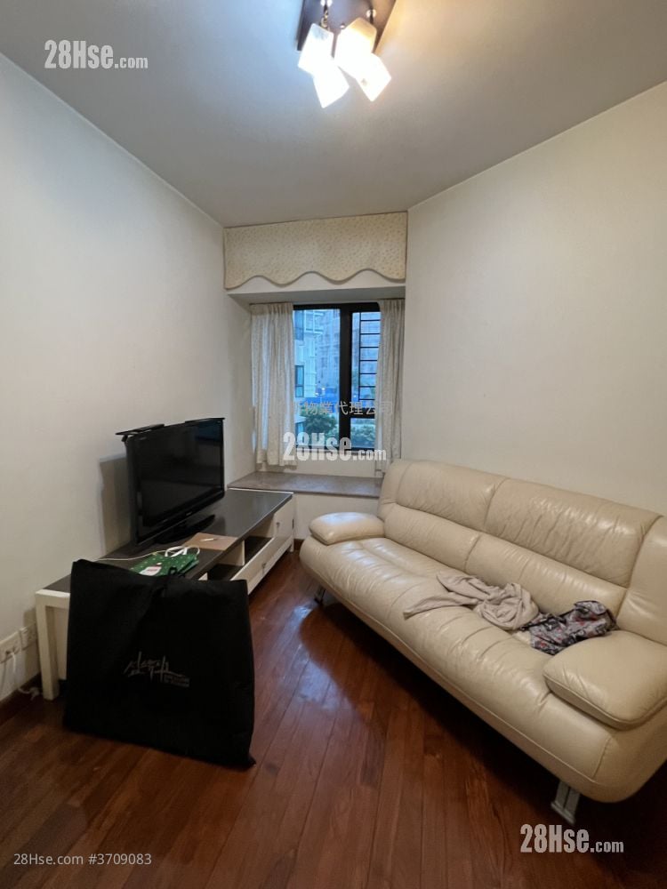 海欣花园 售盘 2 房 , 1 浴室 511 平方尺