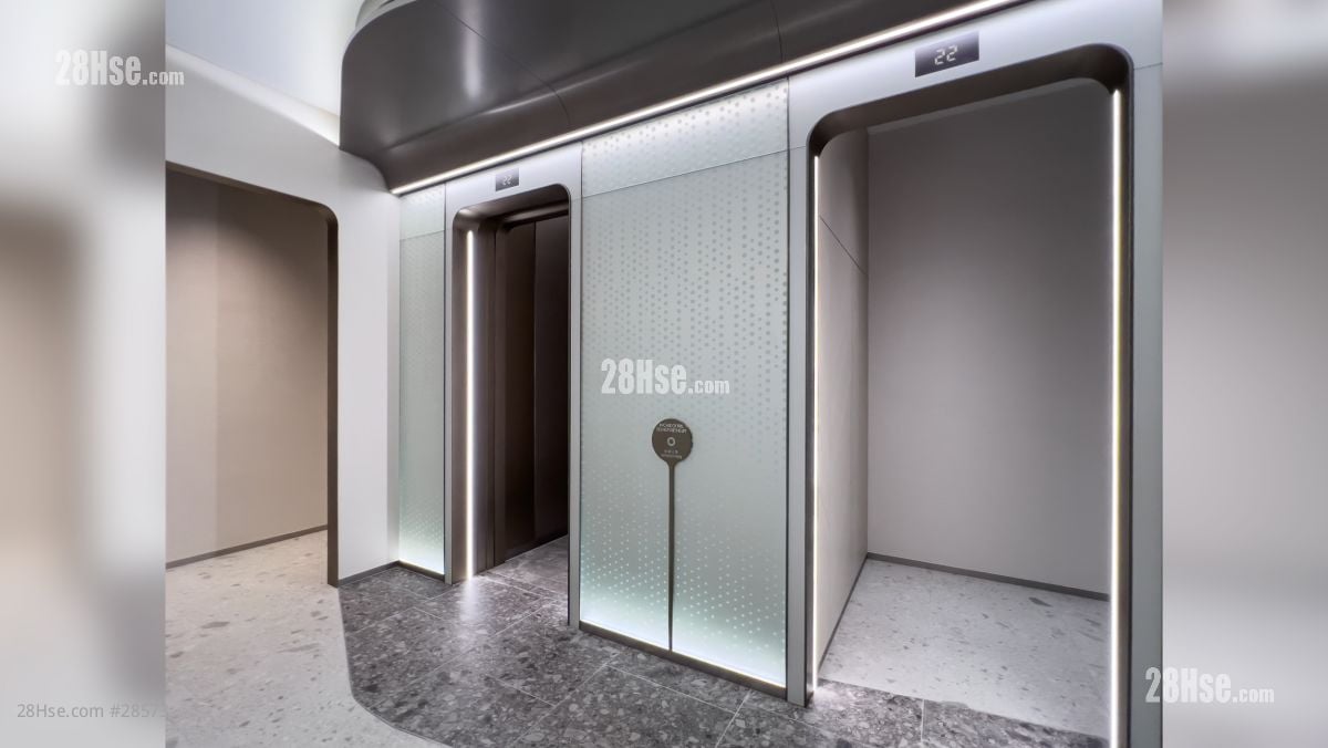 曉柏峰 大廈: 升降大堂部分