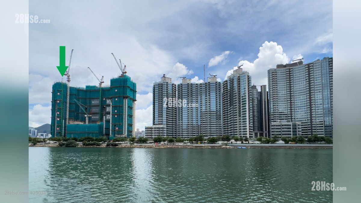 2 Shing King Street Environment: 項目 (綠色箭嘴部分) 附近有其他項目 (Miami Quay, 天璽海, 維港1號, 澐璟)