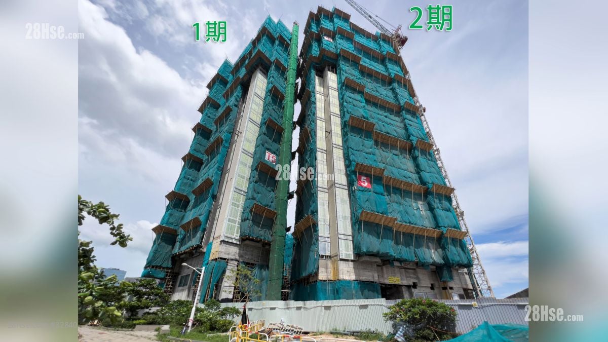 柏蔚森 II 周邊環境: 項目1 期 (從承豐道觀看)