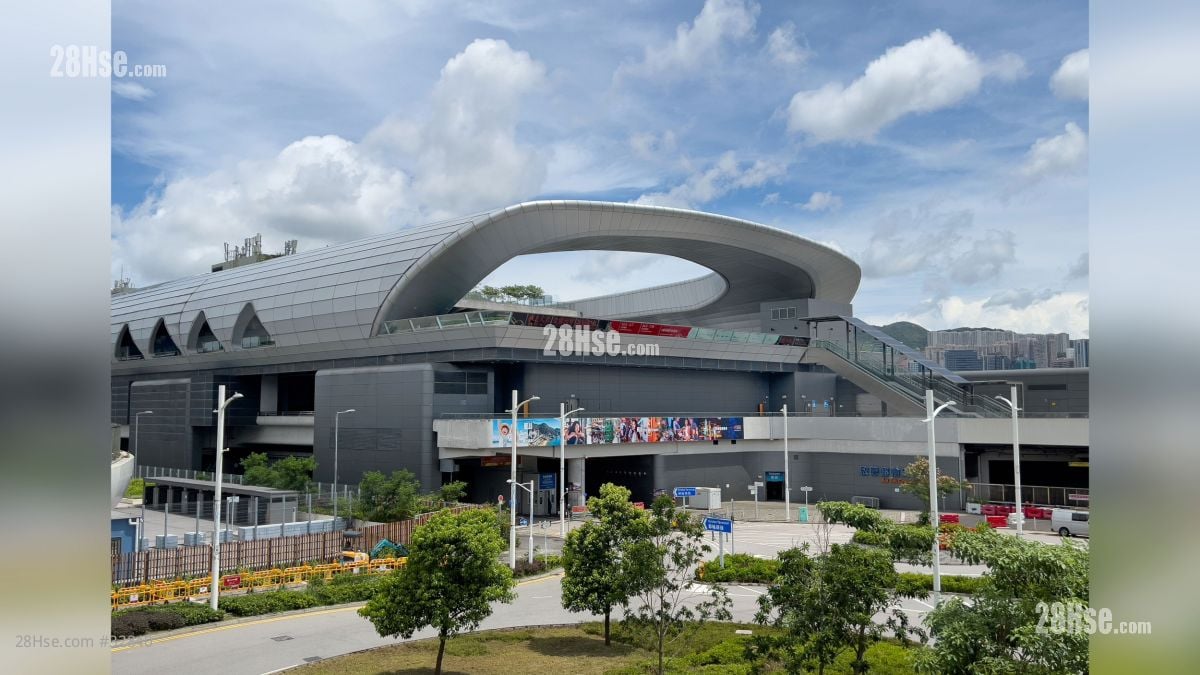 柏蔚森 II 交通: 啟德郵輪碼頭, 位於承豐道尾段