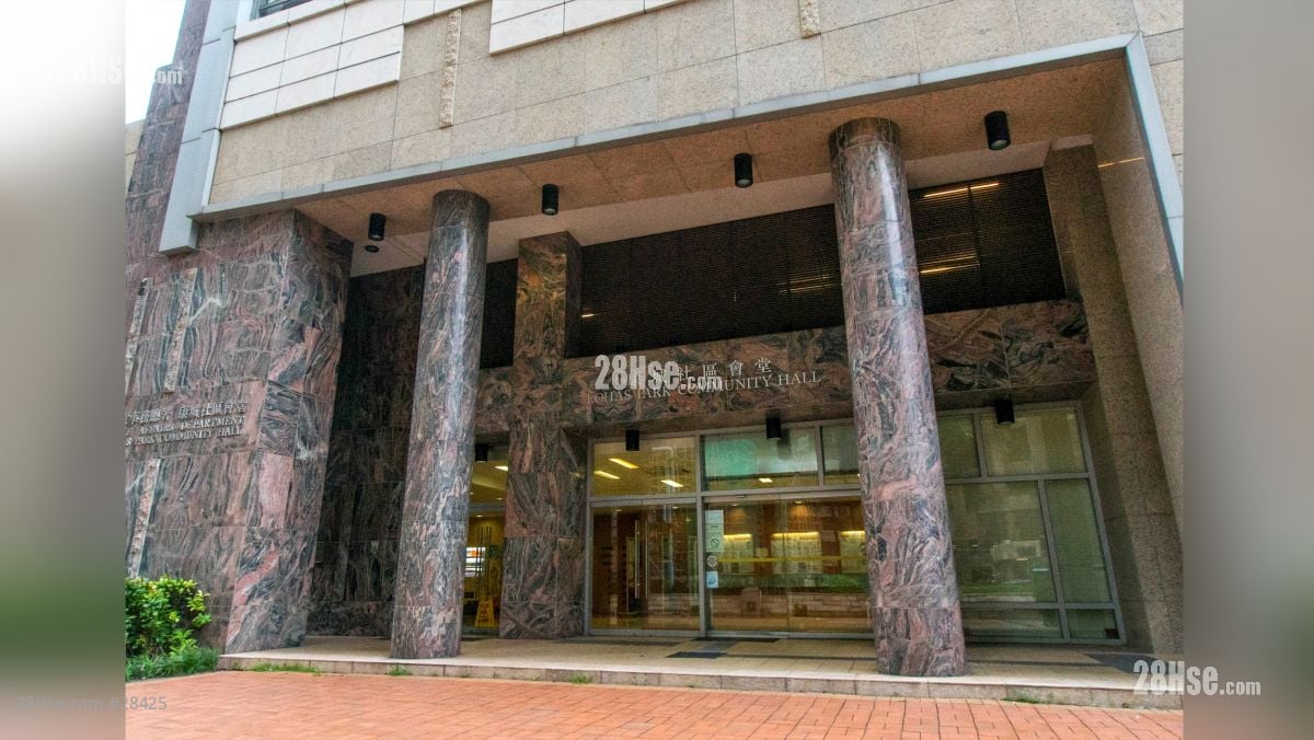 凱柏峰 III 設施: 康城社區會堂 (日出康城第2期附近)