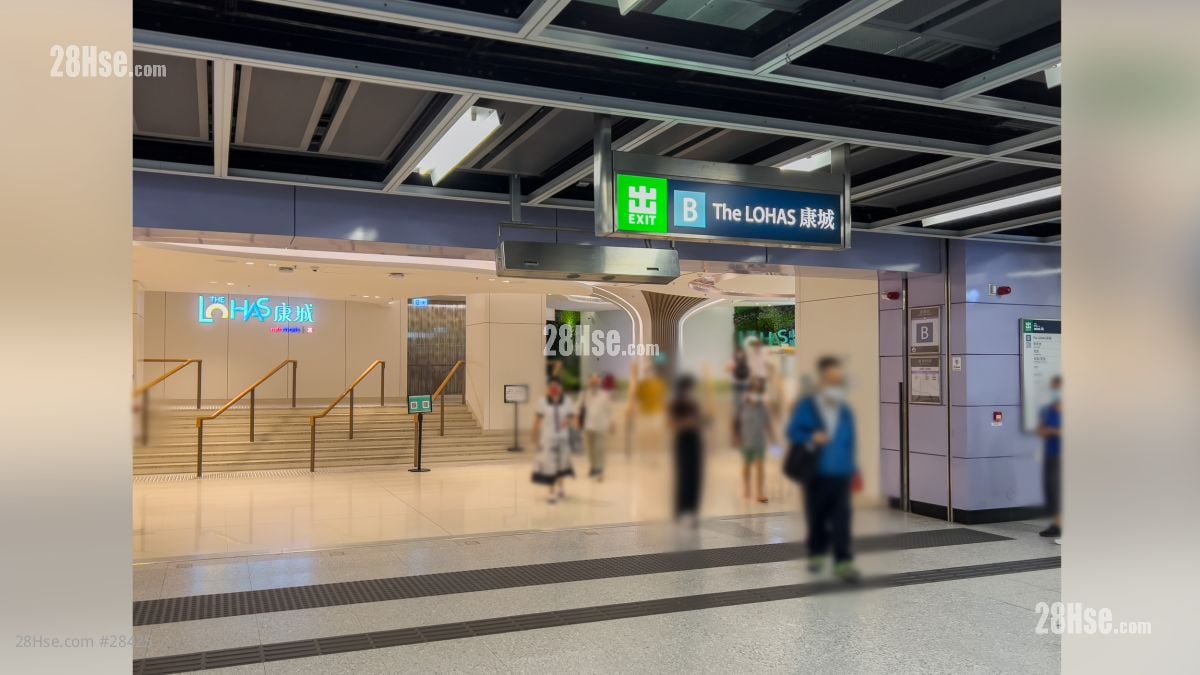 凱柏峰 III 交通: 康城港鐵站 B 出口