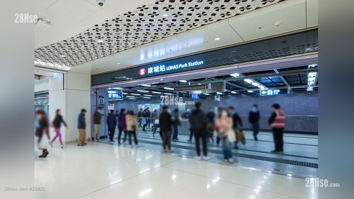 凱柏峰 III 交通: 康城港鐵站 B 出口