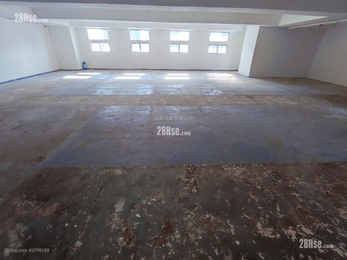 Yee Kuk Industrial Centre Rental 1,900 ft²