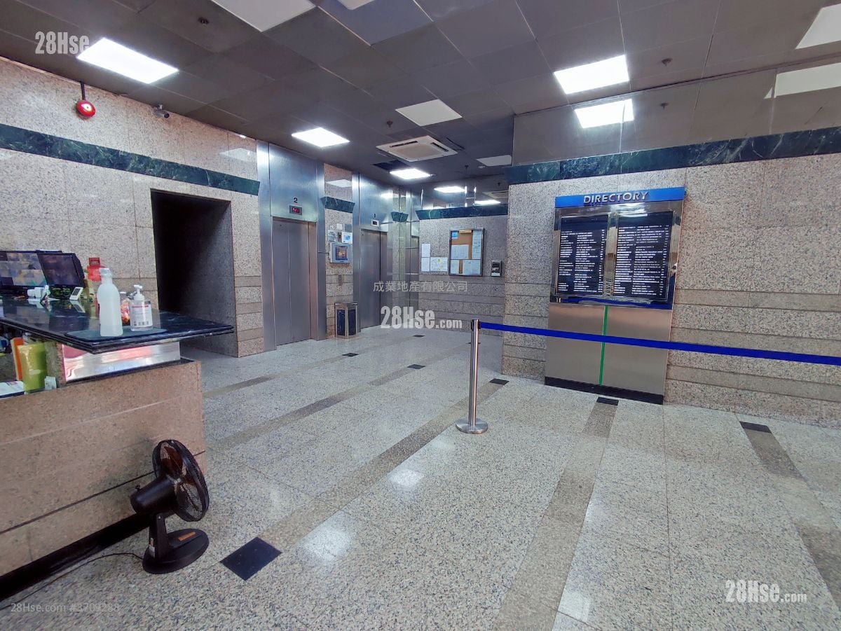 Yee Kuk Industrial Centre Rental 1,900 ft²