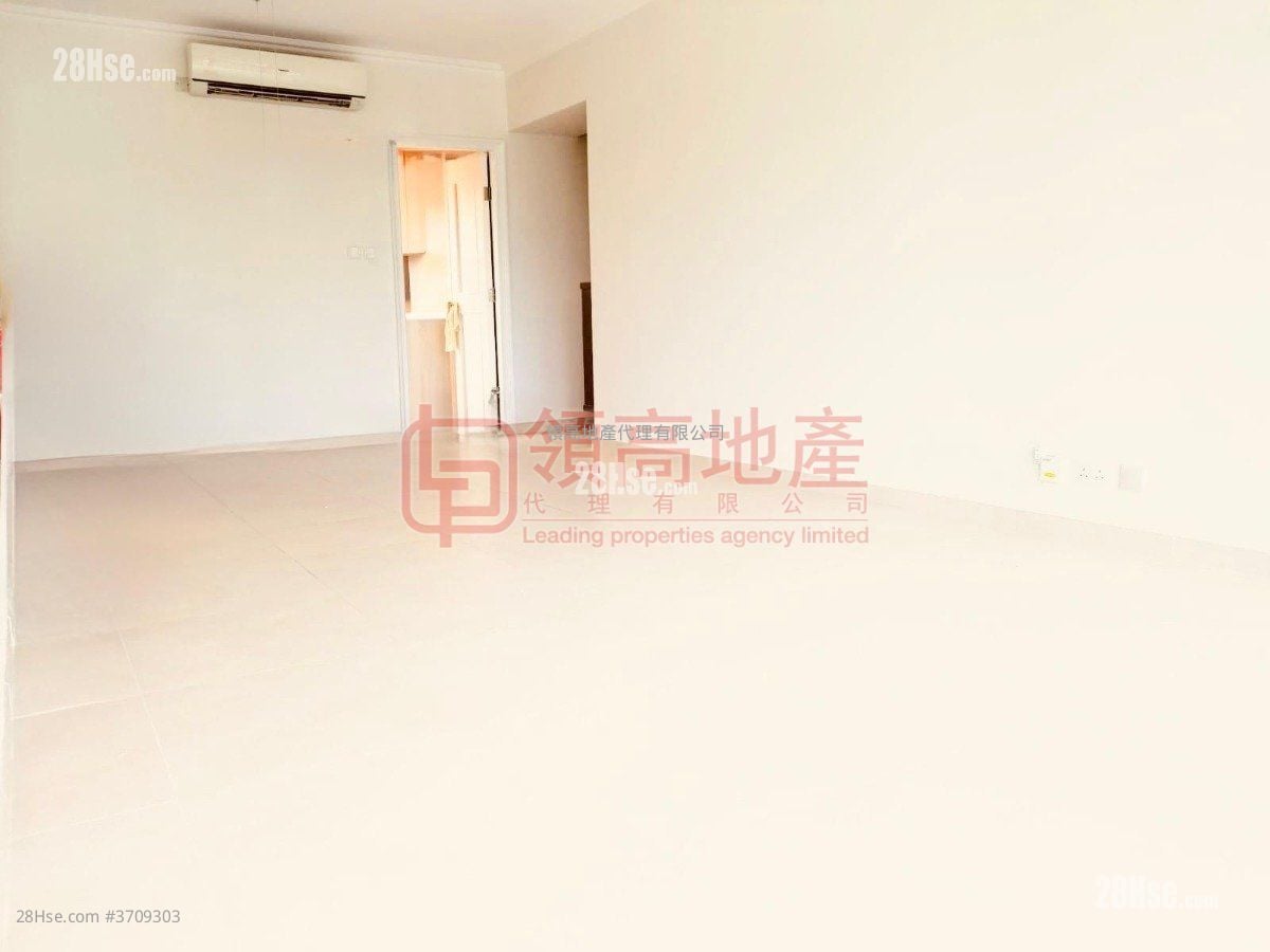 港景峰 售盘 3 房 , 2 浴室 882 平方尺