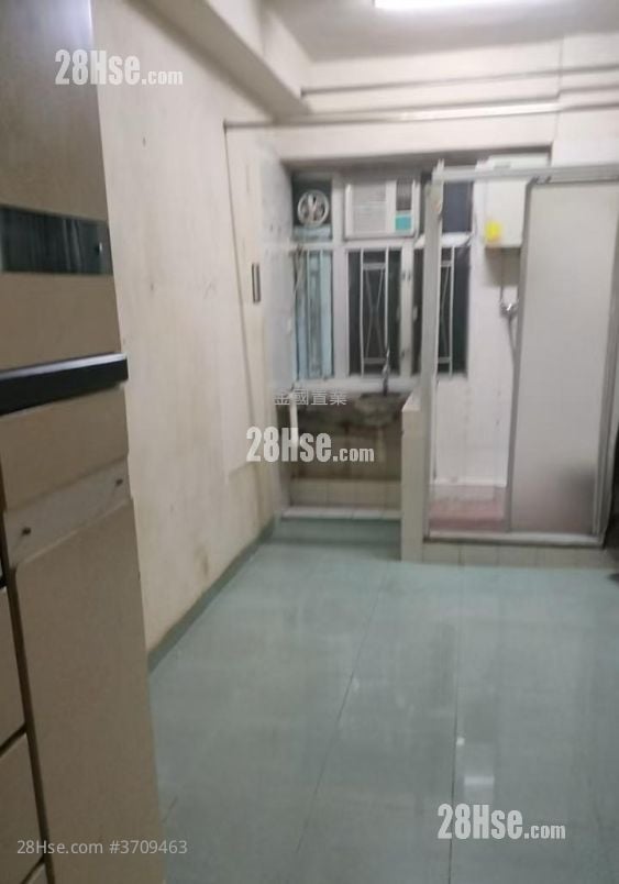 华丰大厦 售盘 3 房 , 3 浴室 411 平方尺