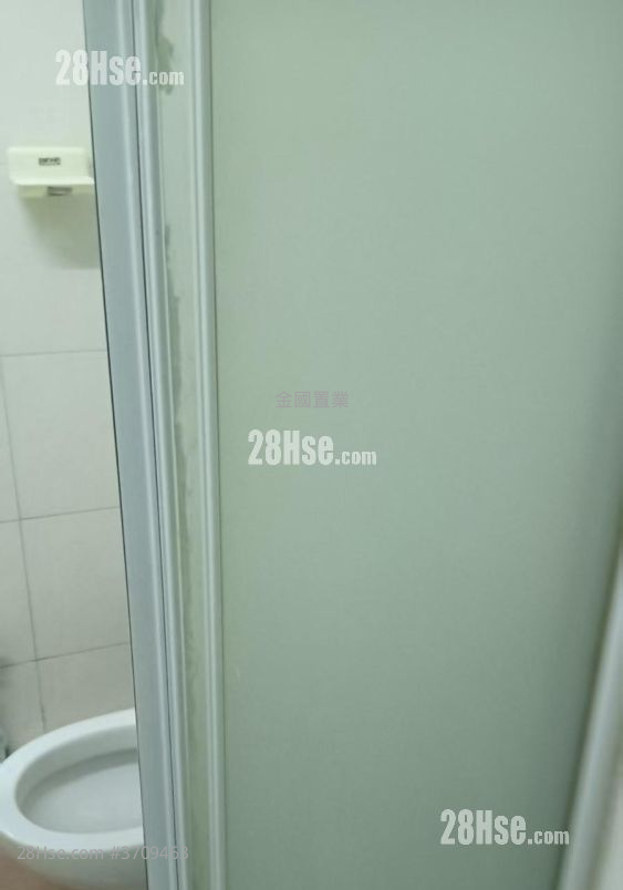 华丰大厦 售盘 3 房 , 3 浴室 411 平方尺