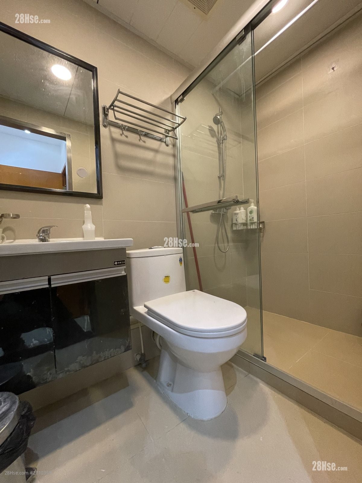 寶豐大廈 租盤 1 房 , 1 浴室 125 平方呎