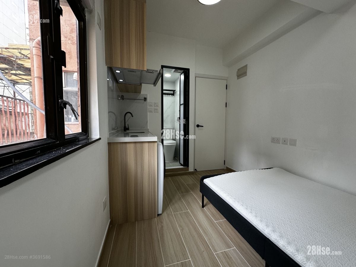 Hop Yee Building Rental Studio , 1 Bathroom 160 ft²