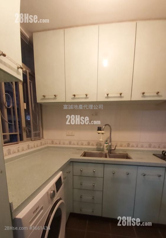 Fung Chuen Court Sell 1 Bathroom 598 ft²