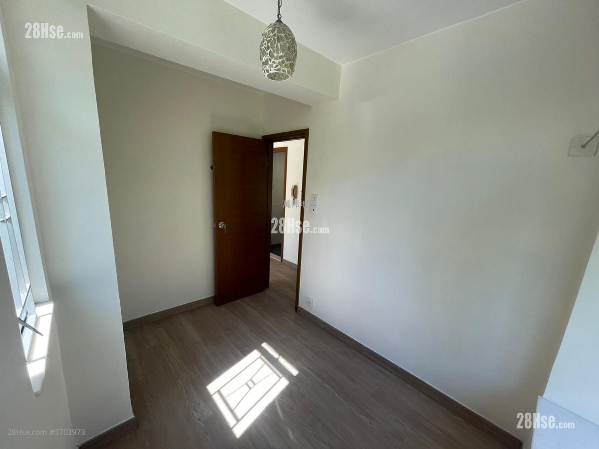 利丰大厦 租盘 2 房 370 平方尺