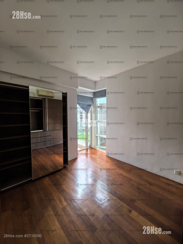 L'utopie Rental 4 Bedrooms , 3 Bathrooms 1,566 ft²