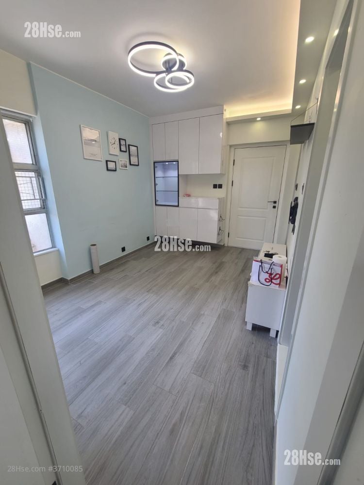 冠丰大厦 售盘 2 房 329 平方尺