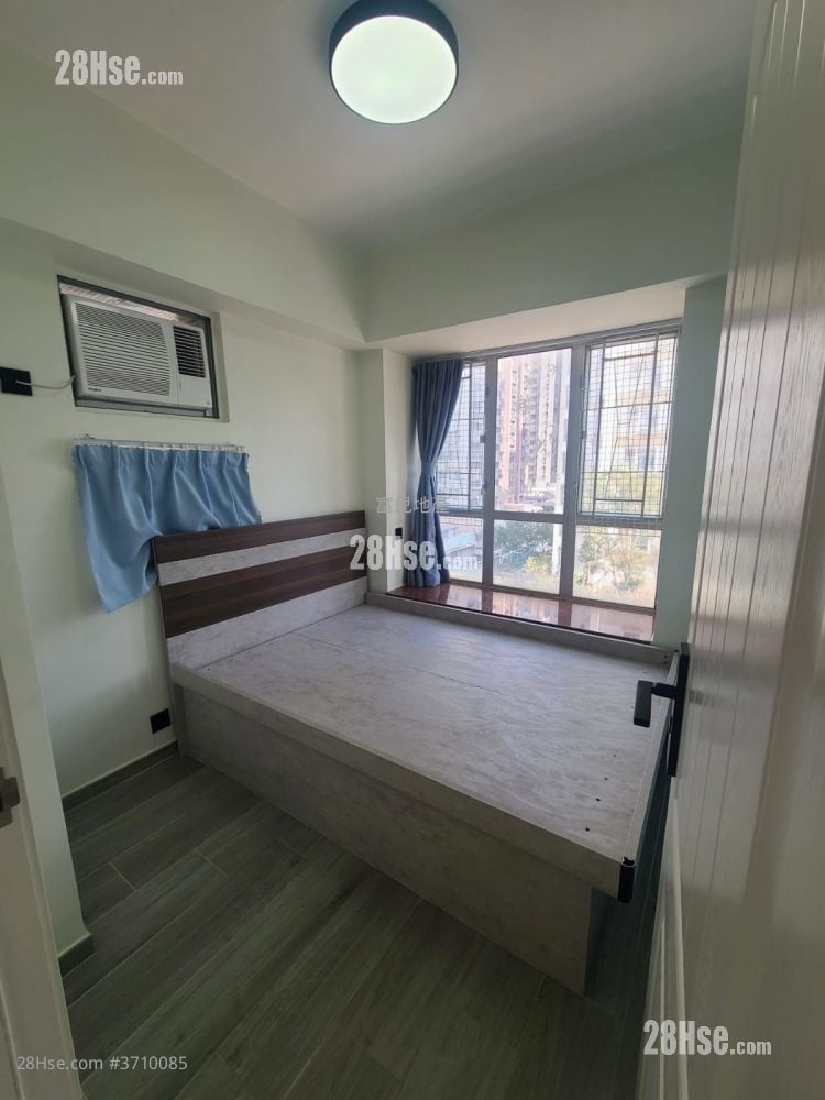 冠丰大厦 售盘 2 房 329 平方尺