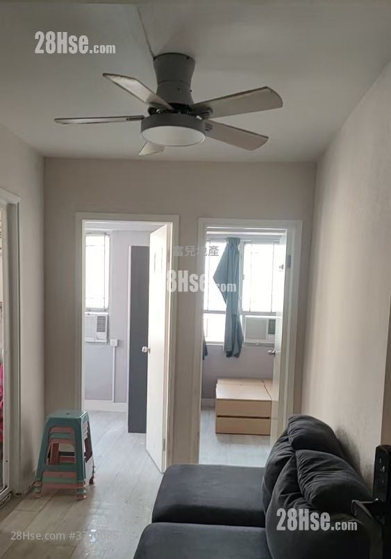 冠丰大厦 售盘 2 房 329 平方尺