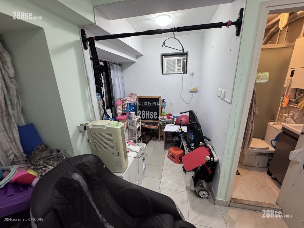 单幢楼房 租盘 开放式间隔 , 1 浴室 228 平方尺